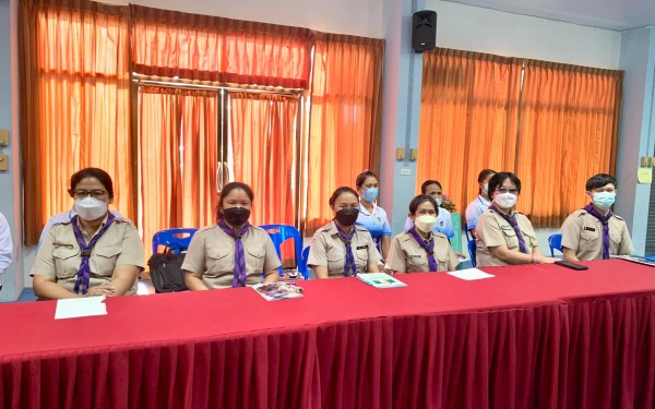 ผู้อำนวยการโรงเรียนเทศบาล 1 (เกริกกฤตยาอุปถัมภ์) ได้ประชุมคณะครู บุคลากรทางการศึกษา นักการภารโรงประจำเดือน มิถุนายน 2565 ในวันที่ 1 มิถุนายน 2565 เวลา 16.30 น ณ ห้องประชุมเกริกกฤตยา 1