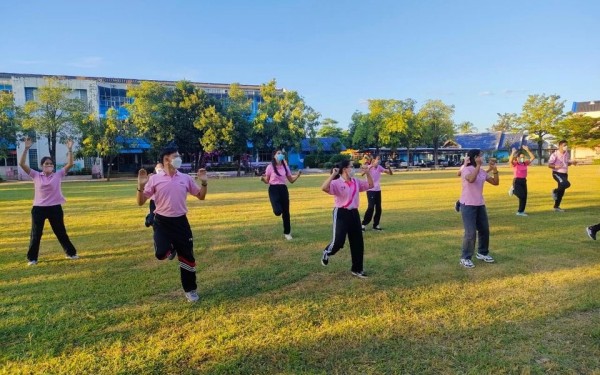 วันที่ 15 พฤศจิกายน 2565 โรงเรียนเทศบาล 1(เกริกกฤตยาอุปถัมภ์) ดำเนินกิจกรรมออกกำลังกายเพื่อภายใต้โครงการเทศบาลหัวใจดี 