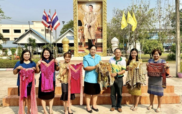 วันที่ 24 กุมภาพันธ์ พ.ศ.2566 โรงเรียนเทศบาล1 (เกริกกฤตยาอุปถัมภ์) ขอขอบพระคุณคุณผู้ใหญ่ใจดี ที่บริจาคสิ่งของและทุนการศึกษาให้กับนักเรียนโรงเรียนเทศบาล 1 (เกริกกฤตยาอุปถัมภ์)