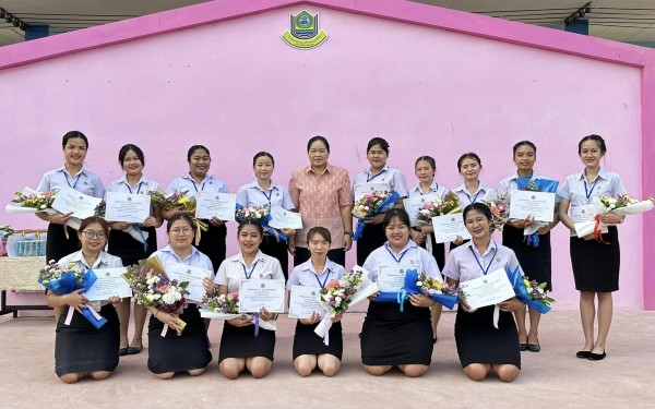 วันศุกร์ 17 มีนาคม 2566 เวลา 08.30 น. โรงเรียนเทศบาล 1 (เกริกกฤตยาอุปถัมภ์) จัดพิธีมอบเกียรติบัตรให้กับนักศึกษาฝึกประสบการณ์วิชาชีพครูชั้นปีที่ 5 เนื่องในโอกาสจบการฝึกประสบการณ์วิชาชีพครู 